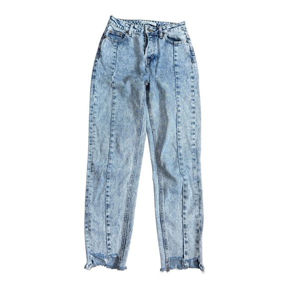 Zara Blue Straight Leg Jeans with Vintage-Inspired Look - Picture 1 of 12